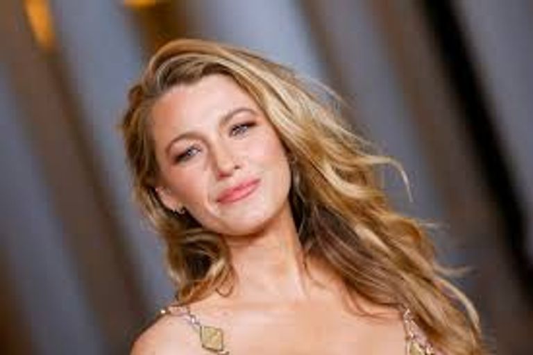 الممثلة بليك ليفلي