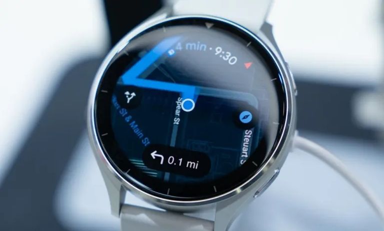 تطبيق Google Maps أحد تطبيقات الساعات الذكية تطبيقات على ساعتك الذكية للأندرويد لنظام Wear OS 2025