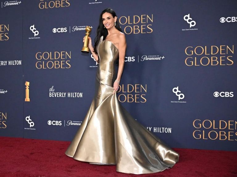 النجمة ديمي مور