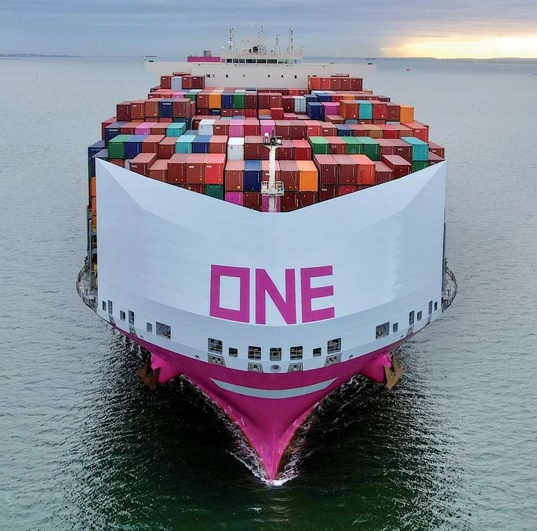 ناقلات الحاويات ناقلات الحاويات