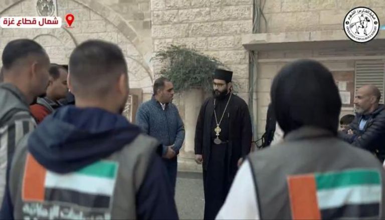 قافلة مساعدات إماراتية تدخل إلى قطاع غزة