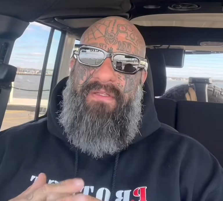 الأب فرانك جيرفاسي وإبنته