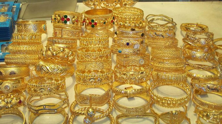 مشغولات ذهبية - أرشيفية