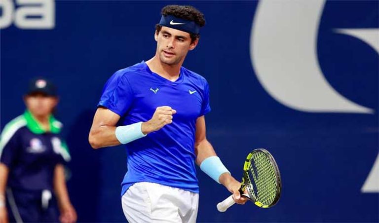 عزيز دوقاز لاعب التنس التونسي عزيز دوقاز