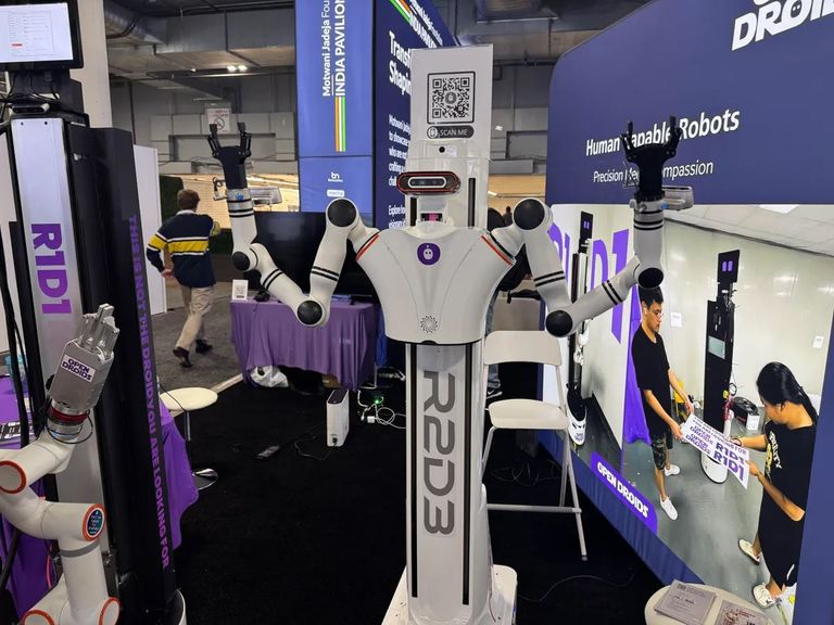 روبوت R2D3