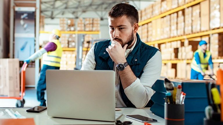 التوظيف في المملكة المتحدة تقنيات الـAI ومعضلة التوظيف في المملكة المتحدة