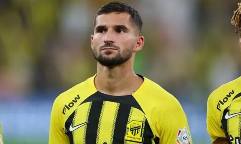 حسام عوار حسام عوار، نجم الاتحاد السعودي