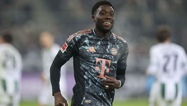 ألفونسو ديفيز الكندي ألفونسو ديفيز