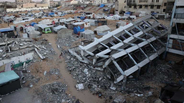 عودة النازحين إلى داخل غزة