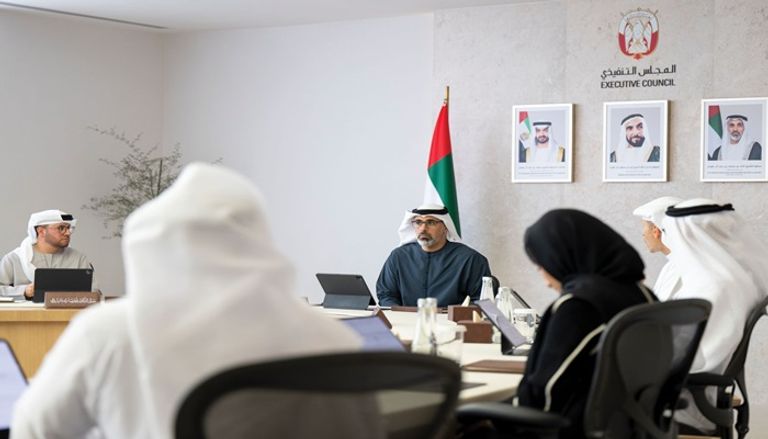 الشيخ خالد بن محمد بن زايد آل نهيان يترأس المجلس التنفيذي لأبوظبي