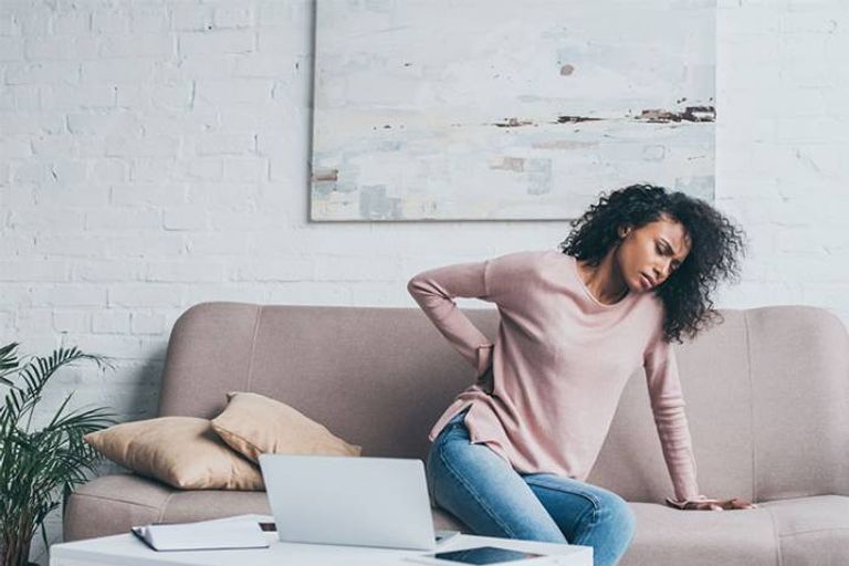 علاقة الاكتئاب بآلام الظهر