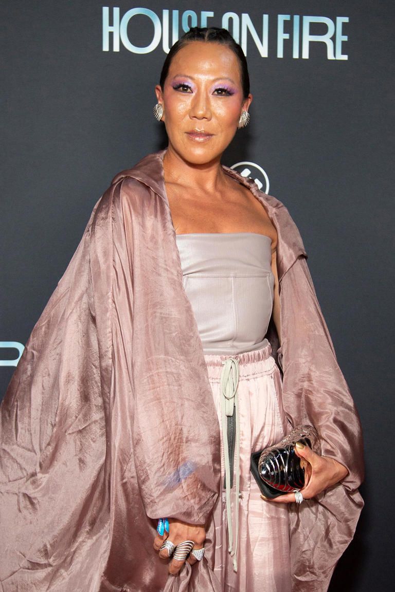 لين بان نجمة برنامج "Bling Empire: New York"