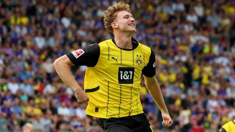 إلياس بن قارة منتخب الجزائر