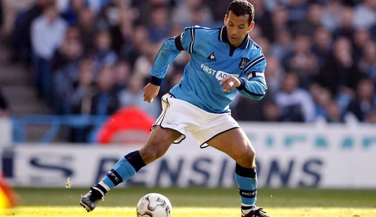 علي بن عربية عمر مرموش لاعب آينتراخت فرانكفورت