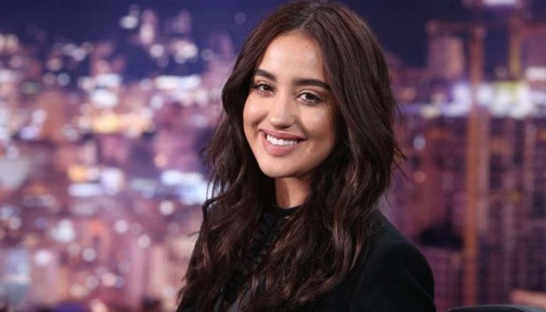 نينا عبدالملك بالحجاب