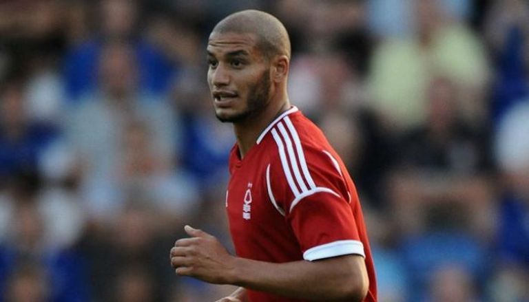 عدلان قديورة منتخب الجزائر