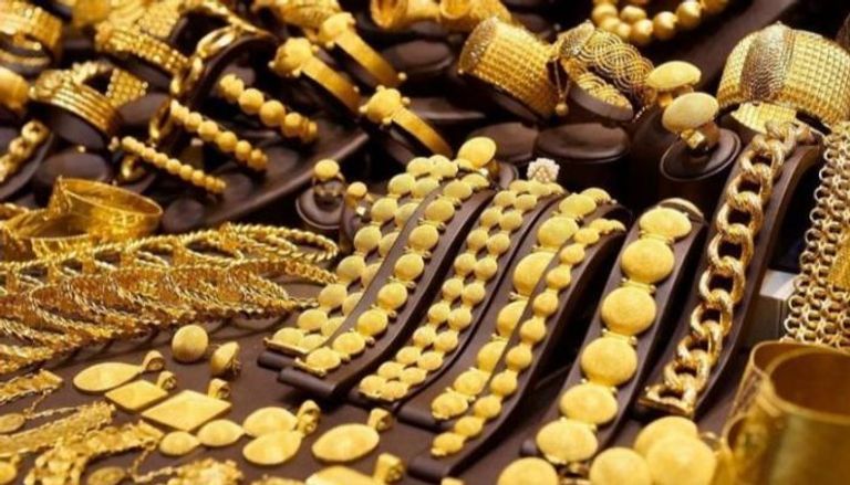 كم وصل سعر مثقال الذهب اليوم في العراق عيار 21؟