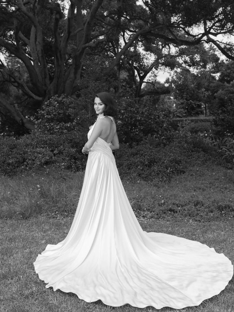 صور جديدة من حفل زفاف سيلينا غوميز وبيني بلانكو صور جديدة من حفل زفاف سيلينا غوميز وبيني بلانكو