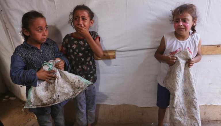 الأطفال في غزة يعانون ويلات الحرب