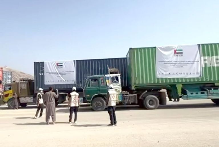 دفعة جديدة من المساعدات الإماراتية تصل أفغانستان