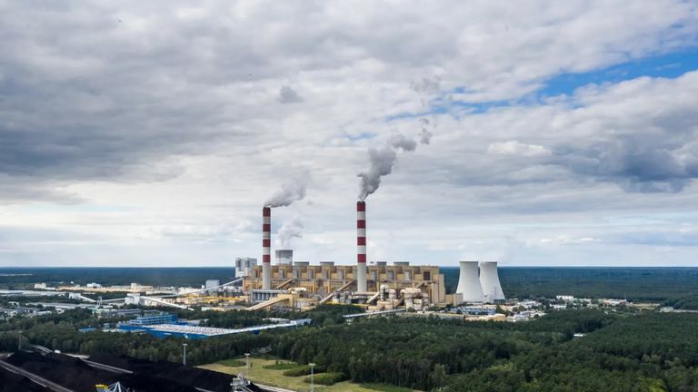 الصناعات المسببة لانبعاثات الكربون