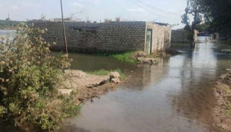 ارتفاع منسوب مياه النيل تسبب في غرق أراضي طرح النهر