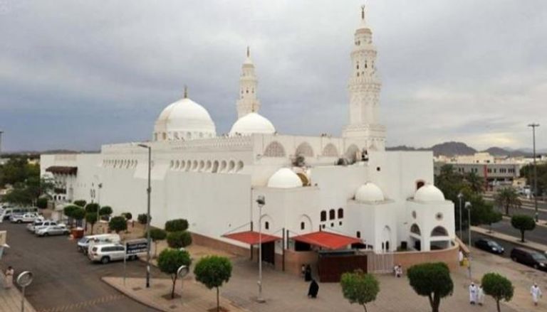 مسجد القبلتين من أبرز معالم المدينة المنورة
