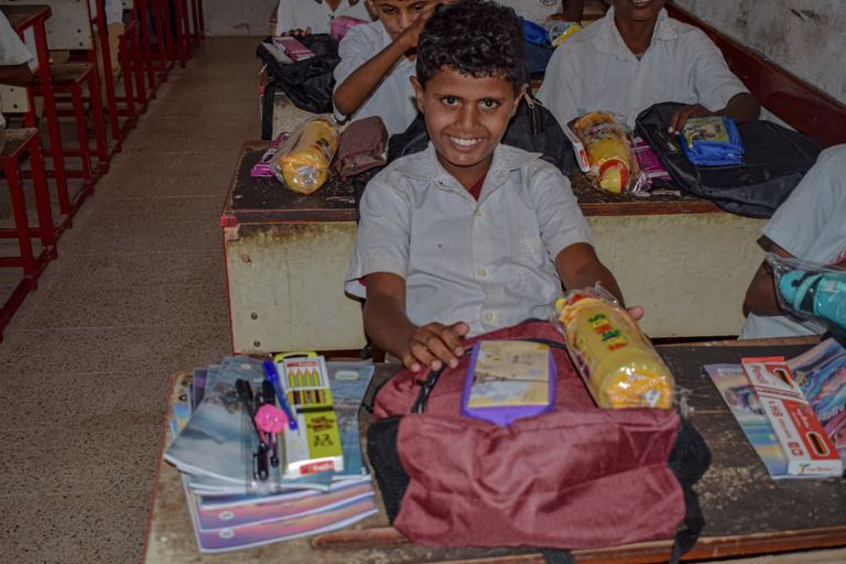 الإمارات تواصل دورها الإنساني في اليمن