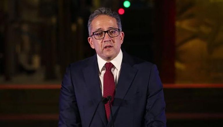 وزير السياحة والآثار المصري السابق خالد العناني