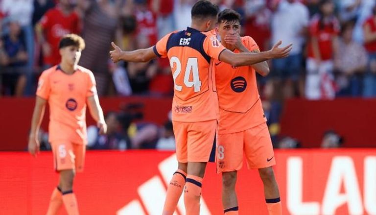 بيدري نجم وسط برشلونة