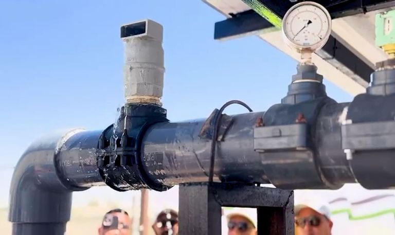 الإمارات تغيث غزة برا وبحرا وجوا