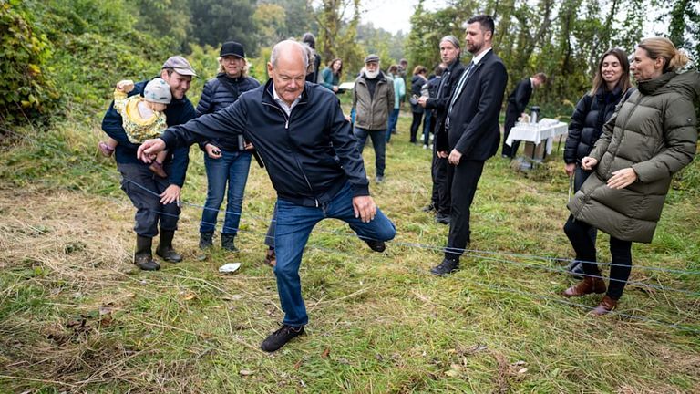 مستشار ألمانيا السابق- بيلد