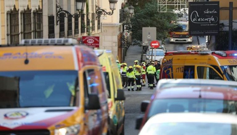 تفاصيل انهيار مبنى قيد التحويل في مدريد