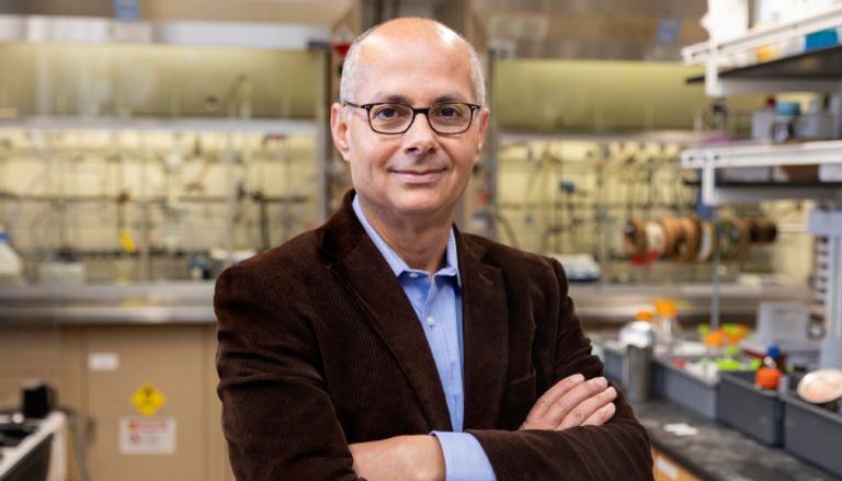 عمر ياغي الفائز بجائزة نوبل للكيمياء 2025 عمر ياغي الفائز بجائزة نوبل للكيمياء 2025