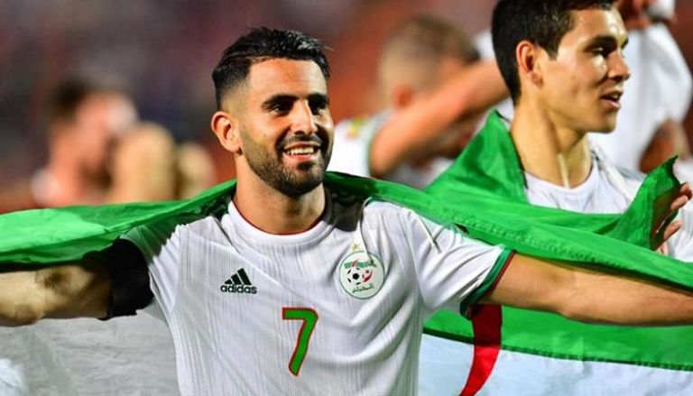 رياض محرز نجم منتخب الجزائر