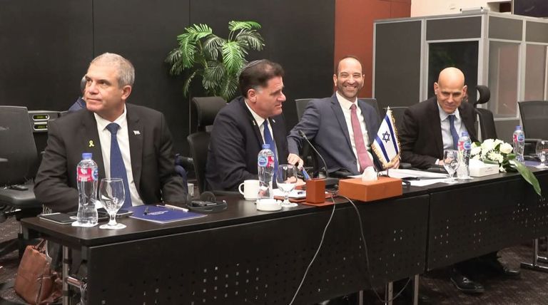 وفدا حماس وإسرائيل في شرم الشيخ بمصر