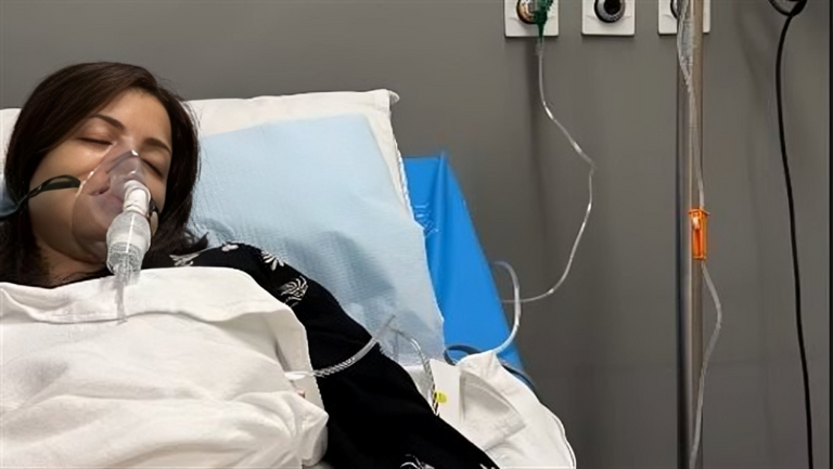 الفنانة منى فاروق الفنانة منى فاروق