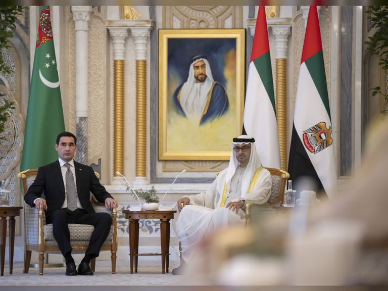 الشيخ محمد بن زايد آل نهيان  ورئيس وتركمانستان 