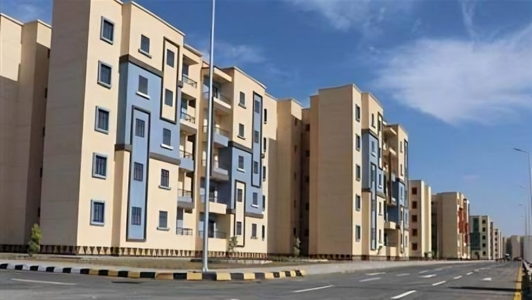 شقق الإسكان الاجتماعي