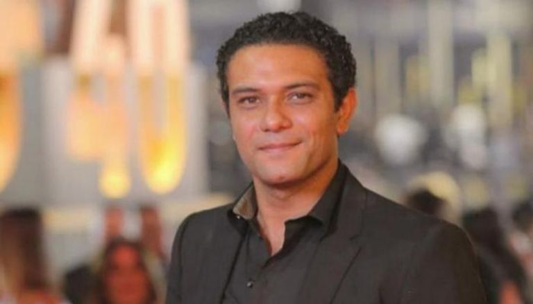 آسر ياسين