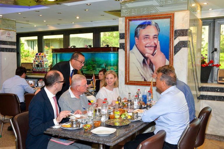 كشري "أبو طارق" يغازل ترامب