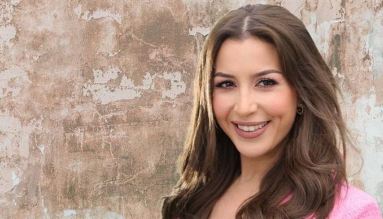 الفنانة جنات