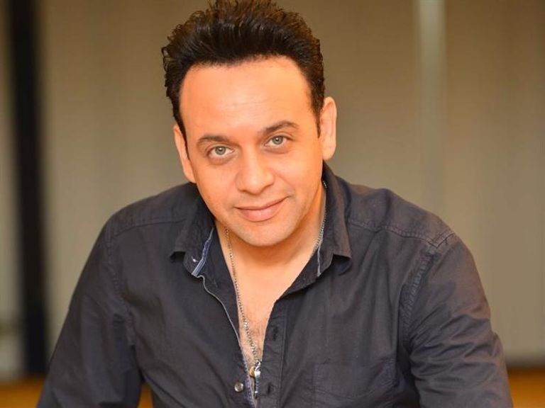 مصطفى قمر مصطفى قمر