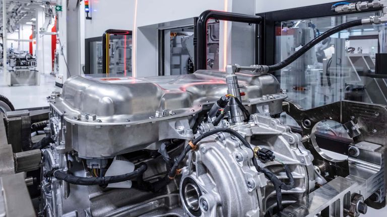 هيكل الطراز الكهربائي الجديد من فيراري