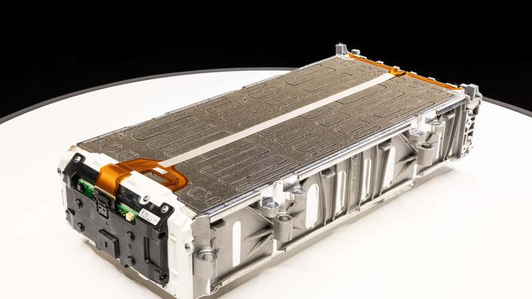 بطارية الطراز الكهربائي القادم هيكل الطراز الكهربائي الجديد من فيراري