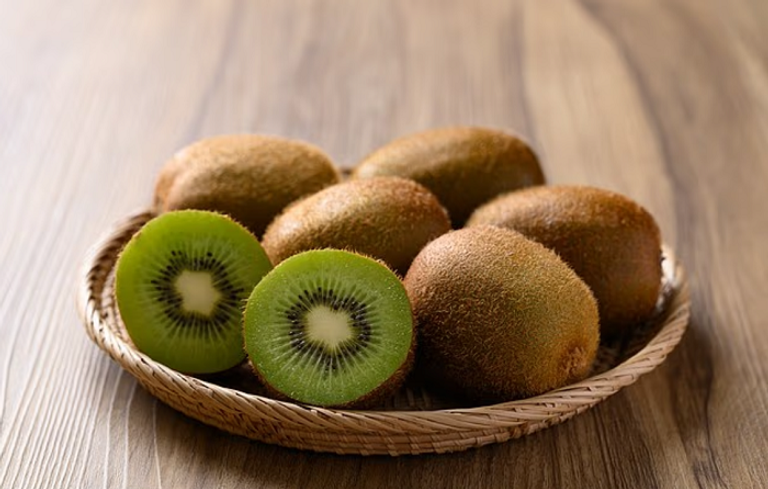 الكيوي لعلاج الإمساك
