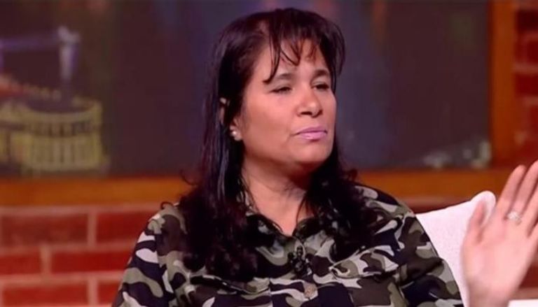 الفنانة عزة سعيد