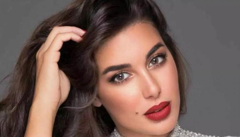 الفنانة ياسمين صبري