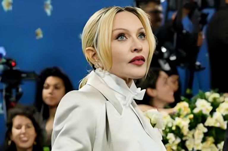 احتفال سيڤنتي وان - تعبيرية