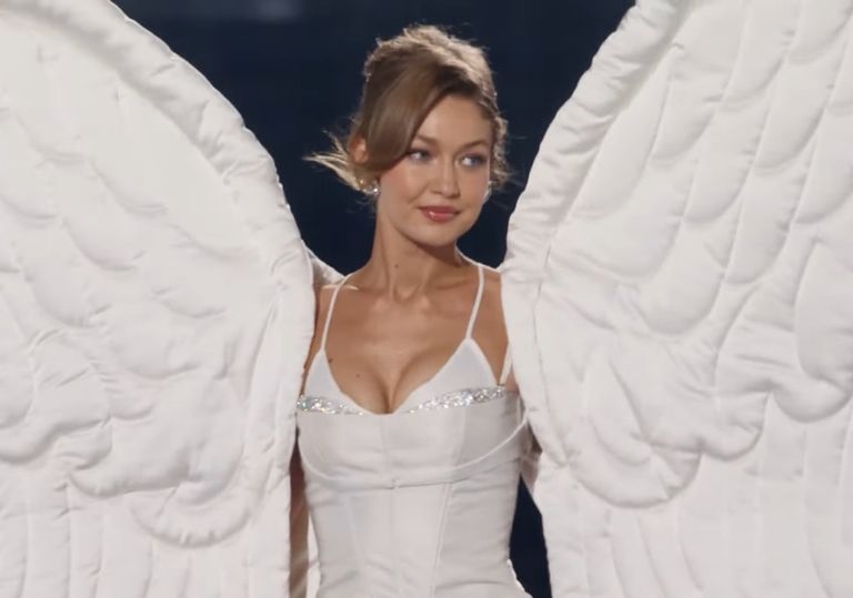 عارضة الأزياء العالمية جيجي حديد